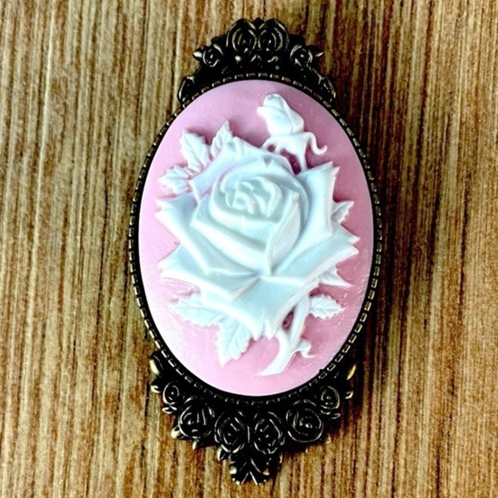 Pink and White Rose Cameo Victorian Style Brooch, NWT, Handmade